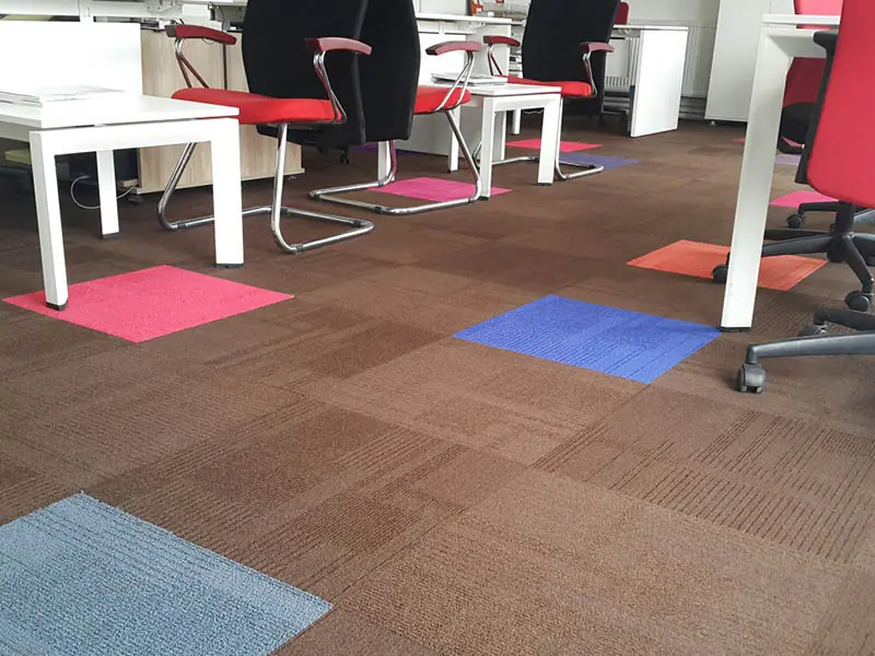 Ofis Projelerinde Karo Halı Uygulama